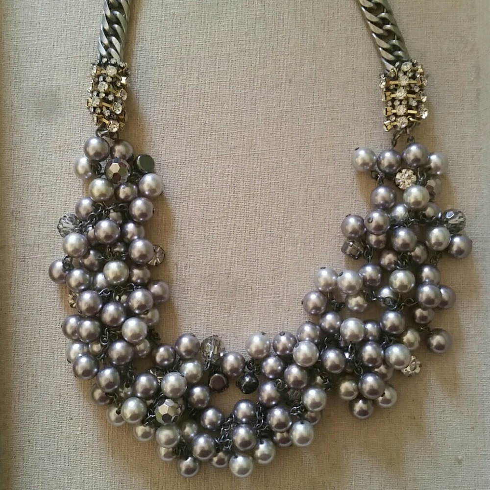 Stella & Dot Isadora Pearl Bib